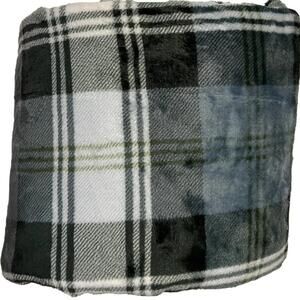 The Big One Plush Throw Blanket Green Plaid